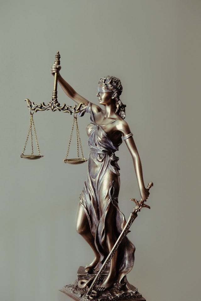 Scale of justice 